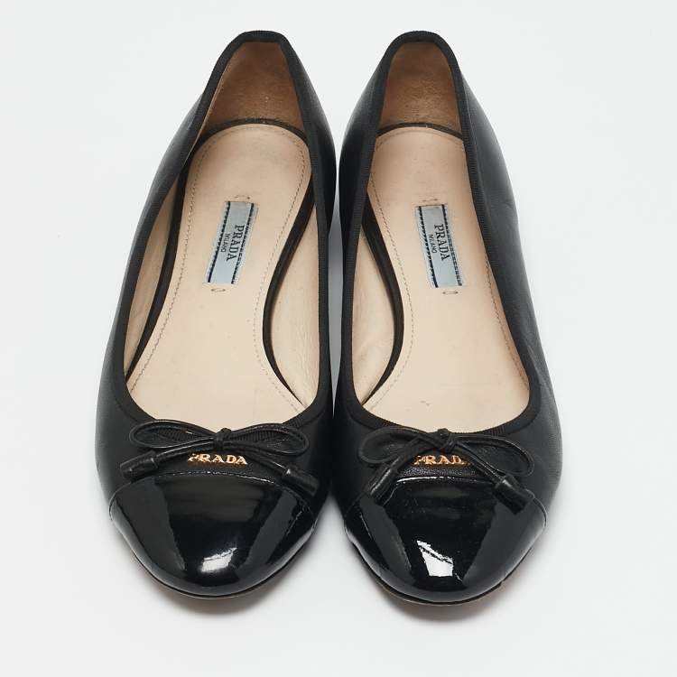 Pre Owned Prada Black Leather and Patent Leather Cap Toe Bow Ballet Flats Size 38