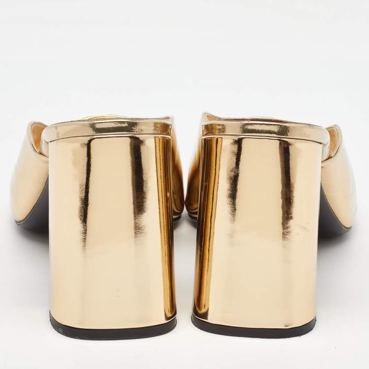 Pre Owned Prada Gold Patent Leather Block Heel Slide Sandals Size 41