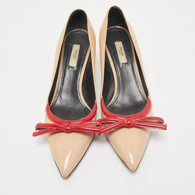 Pre Owned Prada Beige/Red Patent Leather Pointed Toe Bow Pumps Size 39