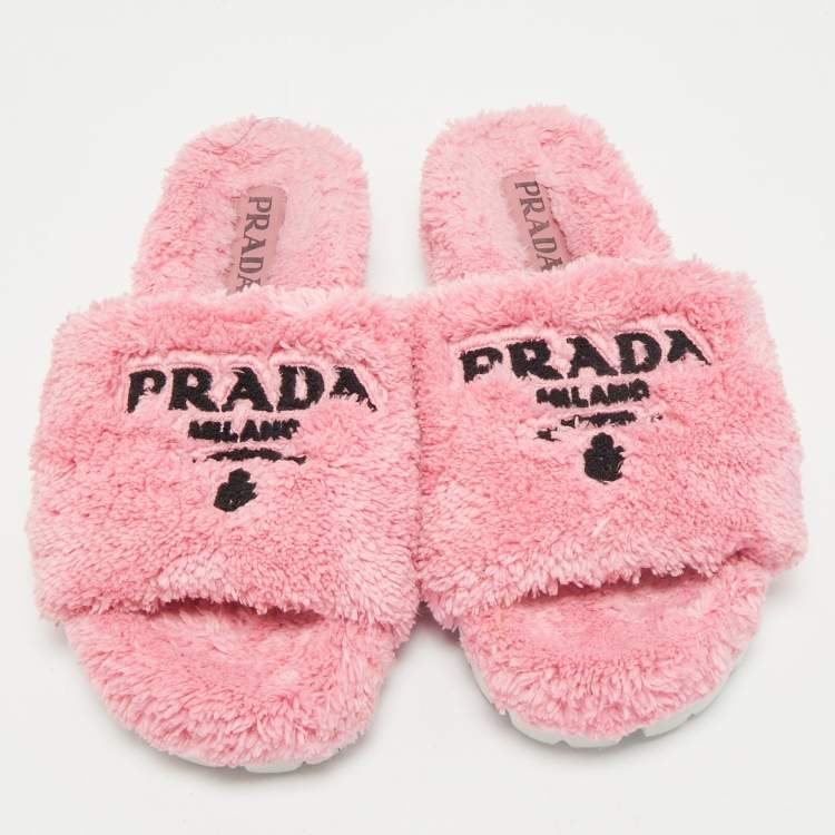 Pre Owned Prada Pink Shearling Logo Slide Flats Size 39