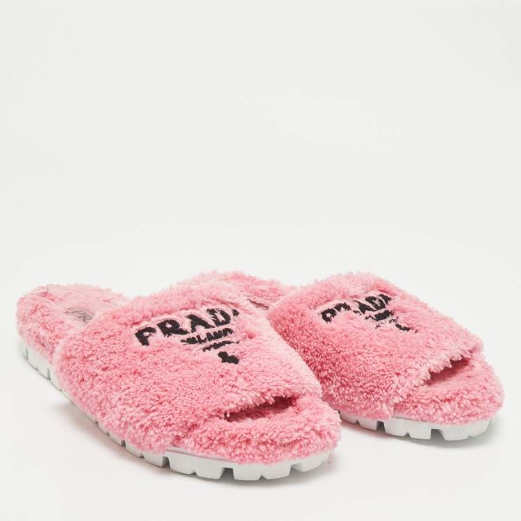 Pre Owned Prada Pink Shearling Logo Slide Flats Size 39