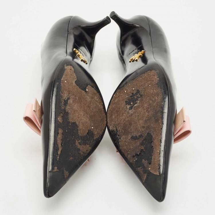 Pre Owned Prada Black/Beige Leather Pointed Toe Bow Pumps Size 38.5