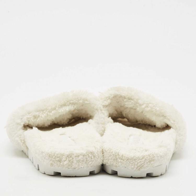 Pre Owned Prada White Shearling Terry Flat Slides  Size 39