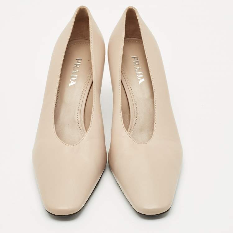 Pre Owned Prada Beige Leather Block Heel Square Toe Pumps Size 39
