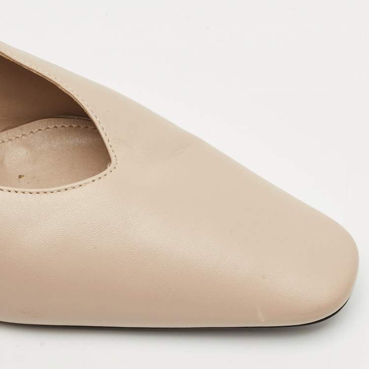 Pre Owned Prada Beige Leather Block Heel Square Toe Pumps Size 39