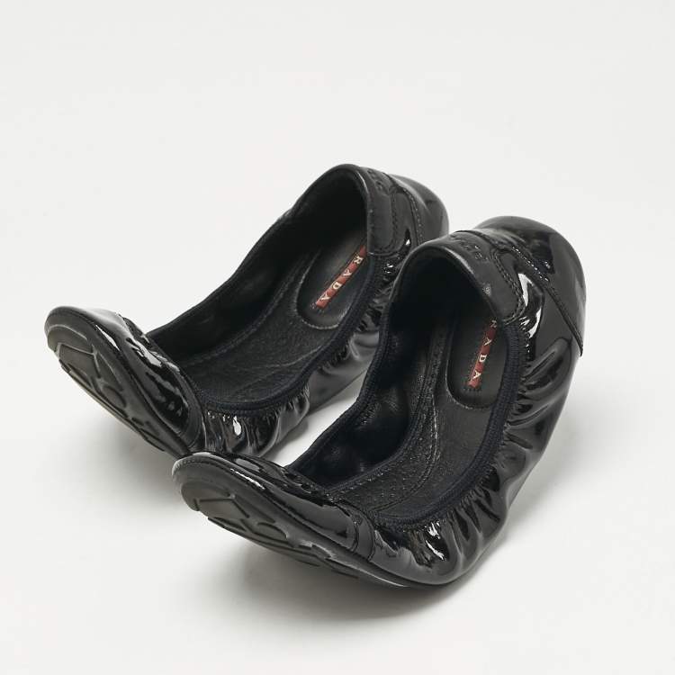 Pre Owned Prada Black Patent Leather Cap Toe Scrunch Ballet Flats Size 37.5