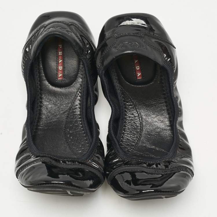 Pre Owned Prada Black Patent Leather Cap Toe Scrunch Ballet Flats Size 37.5