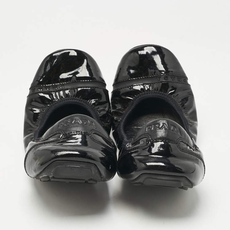 Pre Owned Prada Black Patent Leather Cap Toe Scrunch Ballet Flats Size 37.5