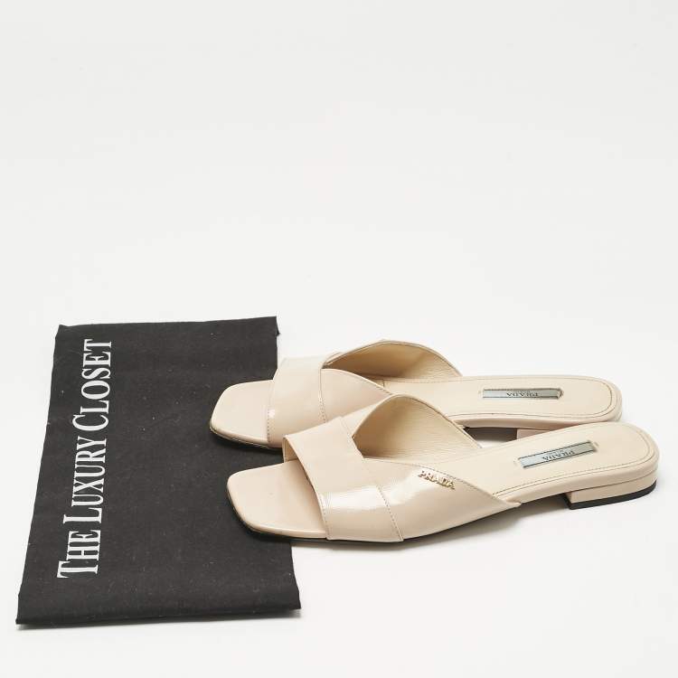 Pre Owned Prada Beige Patent Saffiano Leather Flat Slides Size 38.5