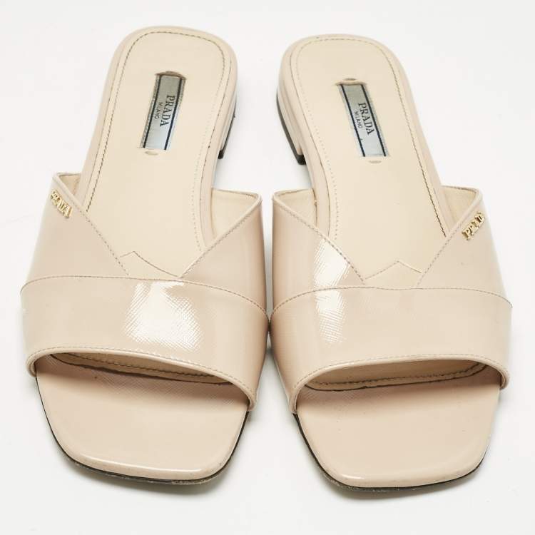 Pre Owned Prada Beige Patent Saffiano Leather Flat Slides Size 38.5