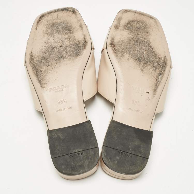 Pre Owned Prada Beige Patent Saffiano Leather Flat Slides Size 38.5