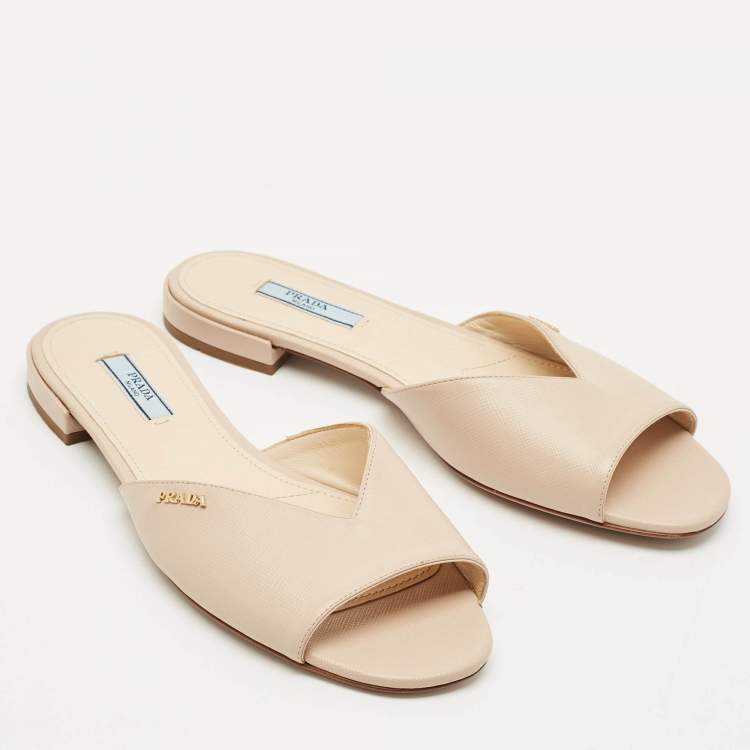 Pre Owned Prada Beige Patent Saffiano Leather Flat Slides Size 38.5