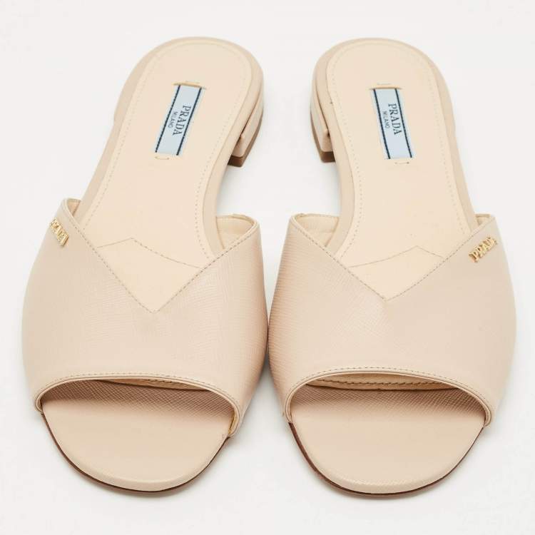 Pre Owned Prada Beige Patent Saffiano Leather Flat Slides Size 38.5