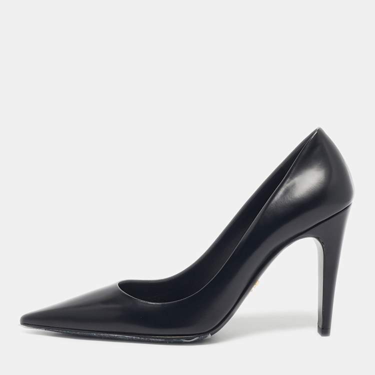 Pre Owned Prada Black Leather Pointed Toe Pumps Size 38