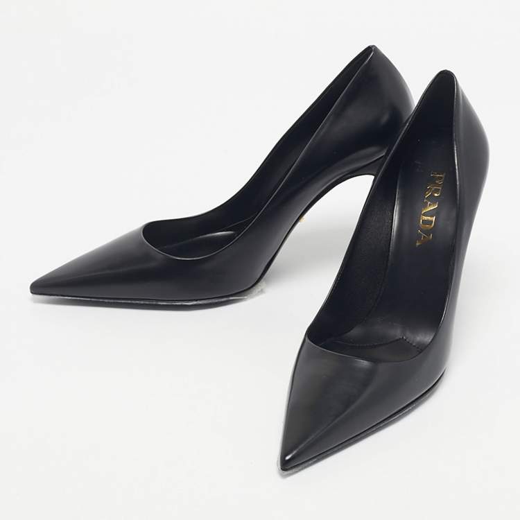 Pre Owned Prada Black Leather Pointed Toe Pumps Size 38