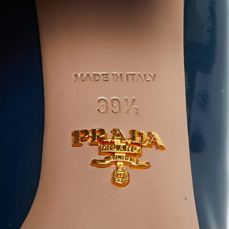 Pre Owned Prada Navy Blue Patent Leather Buckle Block Heel Pumps Size 39.5