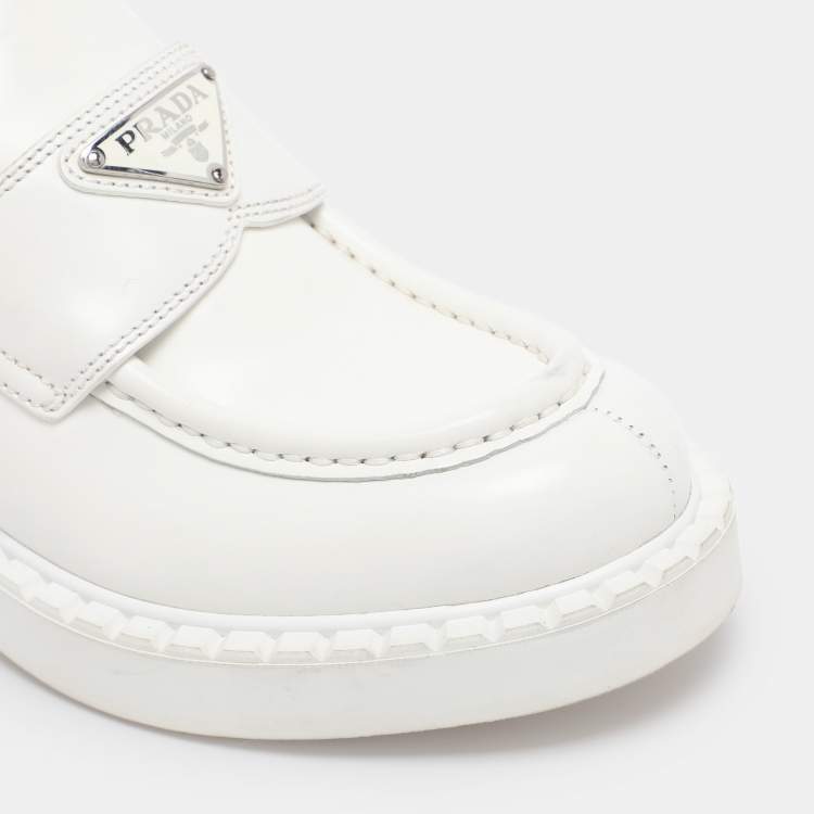 Pre Owned Prada White Leather Slip On Loafers Size 36