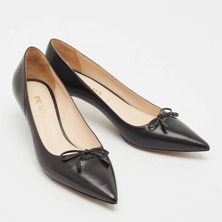 Pre Owned Prada Black Leather Bow Pointed Toe Kitten Heel Pumps Size 38.5