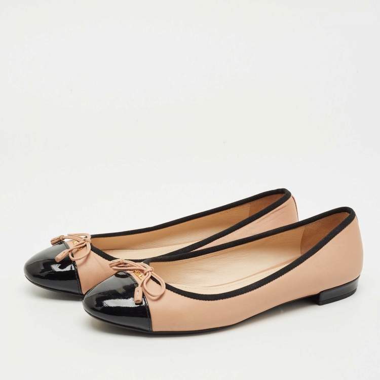 Pre Owned Prada Beige Leather and Patent Leather Cap Toe Ballet Flats Size 37.5