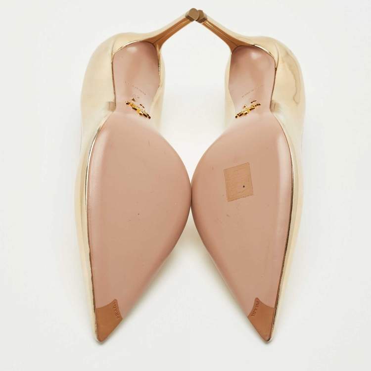 Pre Owned Prada Gold Leather Pointed Toe Pumps Size 42