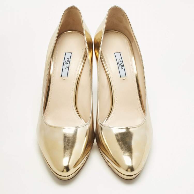 Pre Owned Prada Gold  Leather Pointed Toe Pumps Size 42