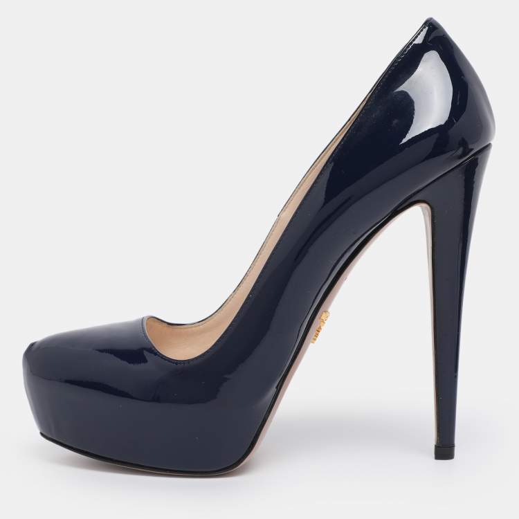 Pre Owned Prada Blue Patent Leather Platform Pumps Size 38