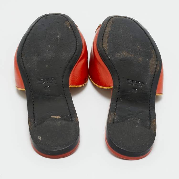 Pre Owned Prada Orange Patent Leather Saffiano Flat Slide Size 37