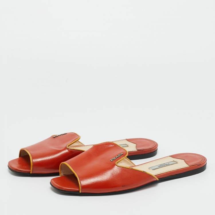 Pre Owned Prada Orange Patent Leather Saffiano Flat Slide Size 37