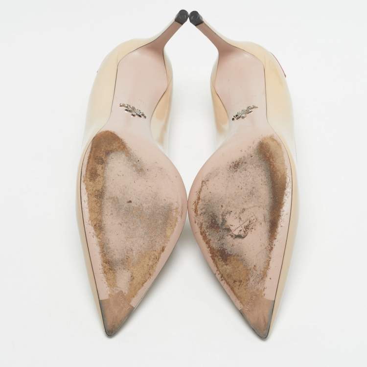 Pre Owned Prada Beige Patent Leather Pointed Toe Pumps Size 39.5