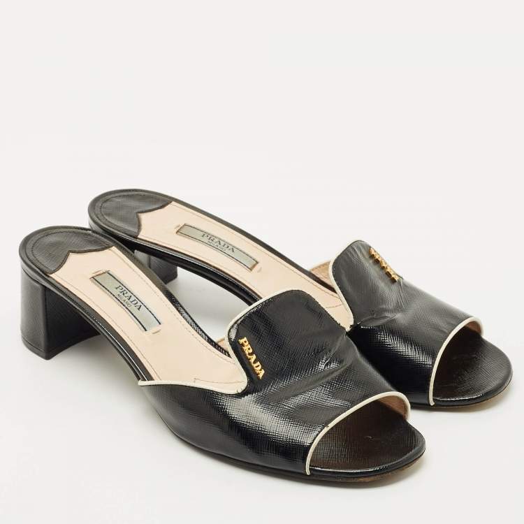 مملوكة مسبقًا Prada Black Saffiano Leather Slide Sandals Size 38