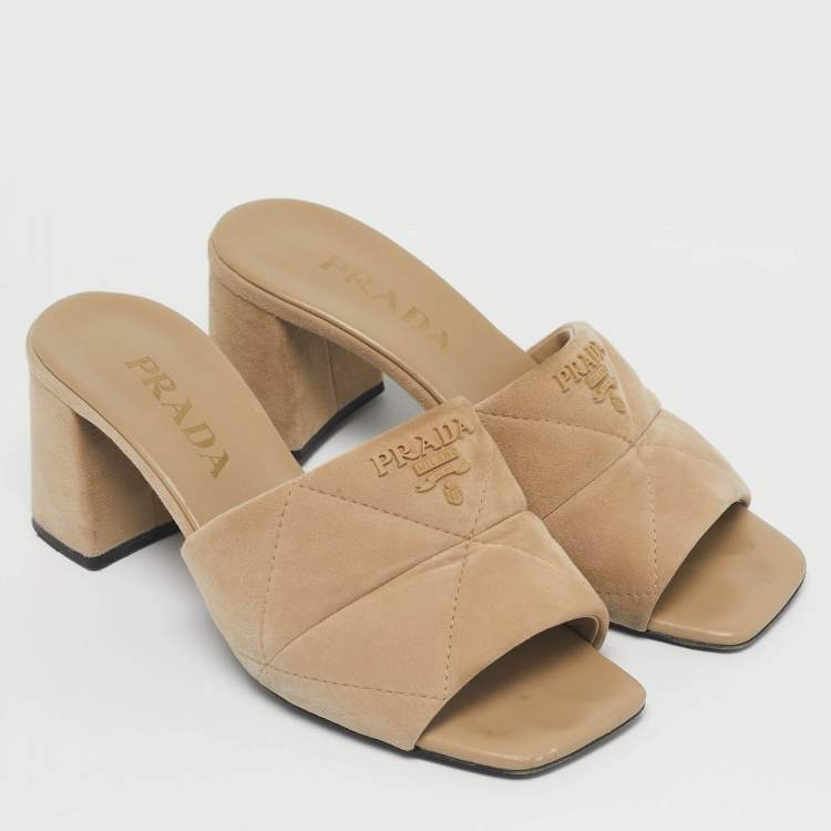 Pre Owned Prada Beige Suede Open Toe Slide Sandals Size 36