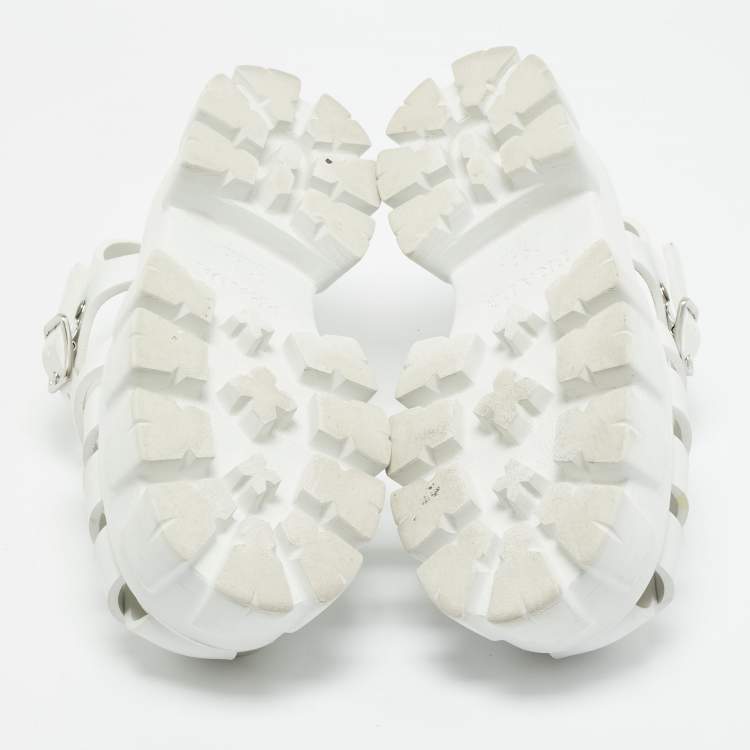 مملوكة مسبقًا Prada White Leather Monolith Ankle Strap Sandals Size 39