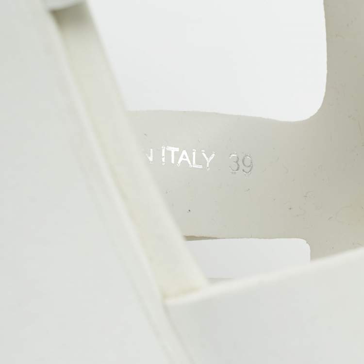 مملوكة مسبقًا Prada White Leather Monolith Ankle Strap Sandals Size 39