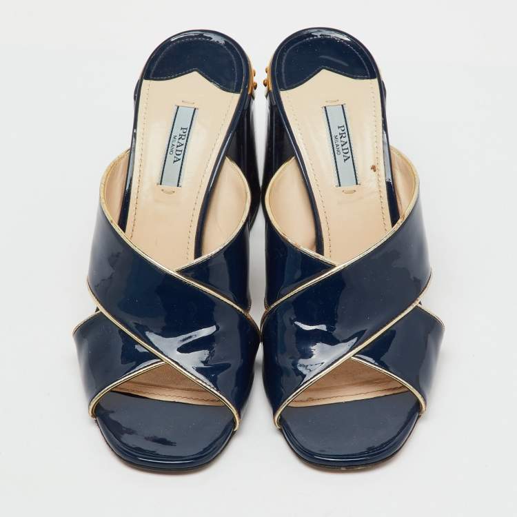 Pre Owned Prada Navy Blue Patent Leather Criss Cross Block Heel Slide Sandals Size 40.5