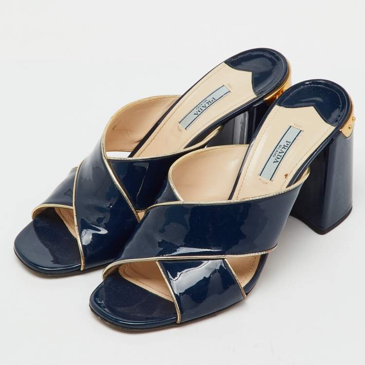 Pre Owned Prada Navy Blue Patent Leather Criss Cross Block Heel Slide Sandals Size 40.5