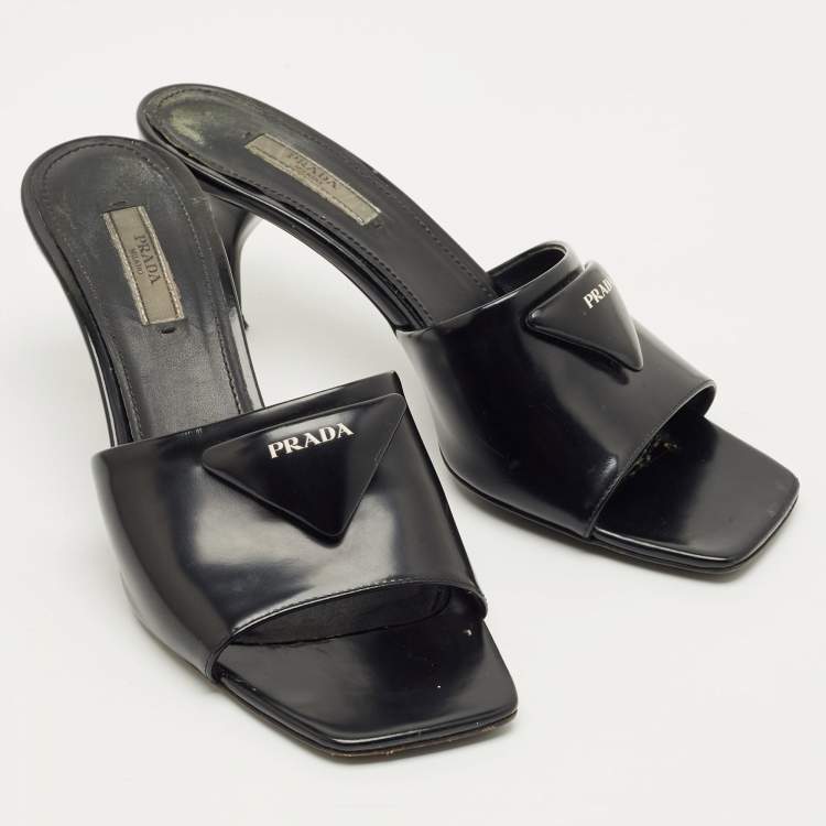 Pre Owned Prada Black Patent Leather Logo Slide Sandals Size 39
