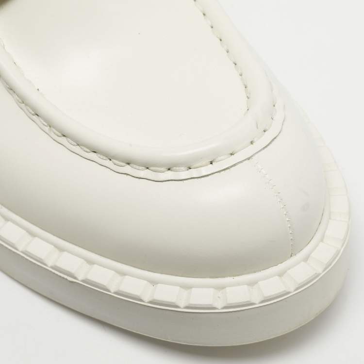 Pre Owned Prada White Leather Monolith Loafers Size 40