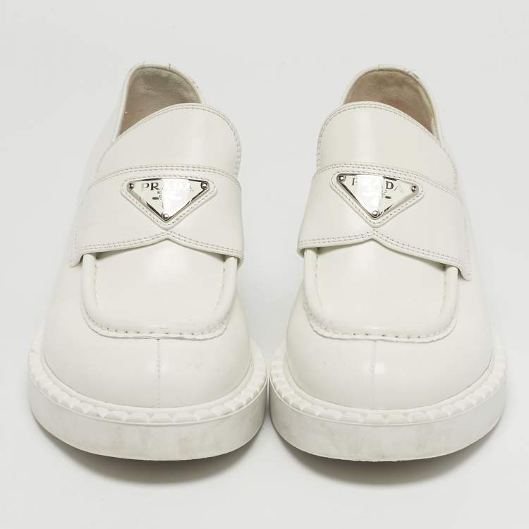 Pre Owned Prada White Leather Slip On Loafers Size 38.5
