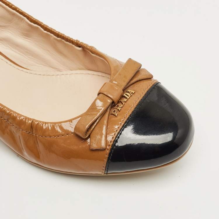 Pre Owned Prada Brown/Black Patent Leather Cap Toe Bow Block Heel Pumps Size 36
