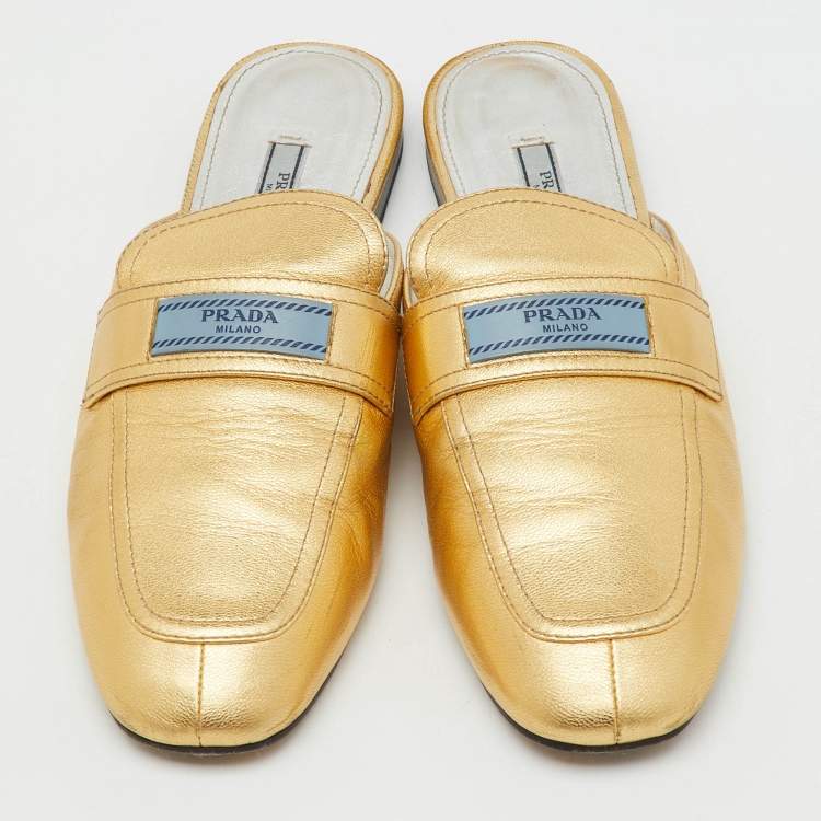 مملوكة مسبقًا Prada Metallic Gold Leather Flat Mules Size 42