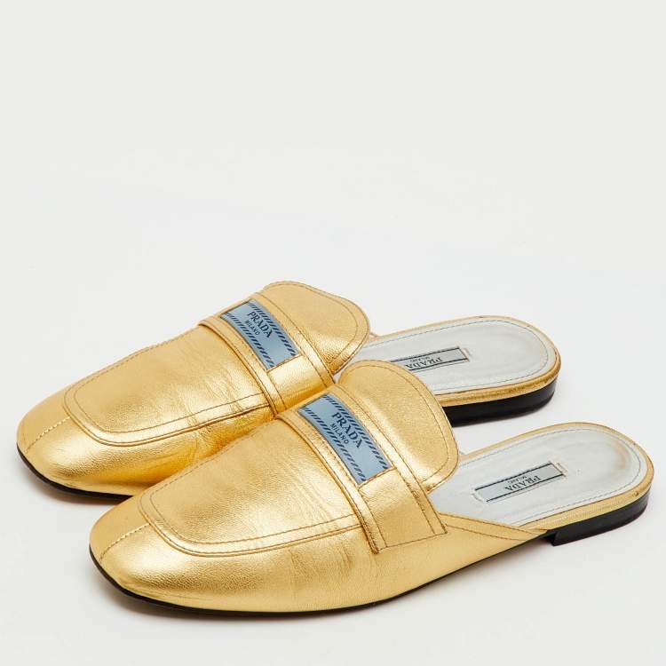 مملوكة مسبقًا Prada Metallic Gold Leather Flat Mules Size 42