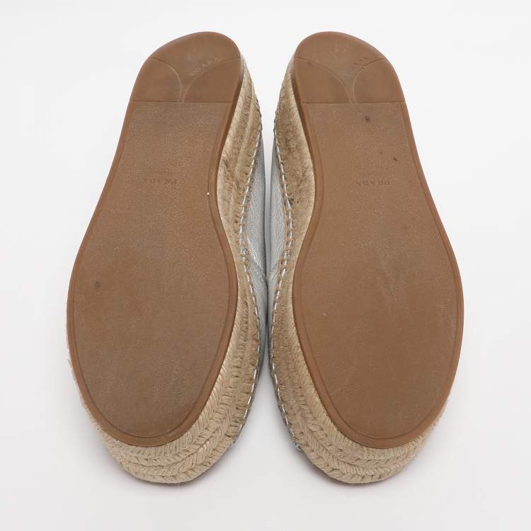 Pre Owned Prada Silver Leather Peep Toe Platform Espadrille Flats Size 36