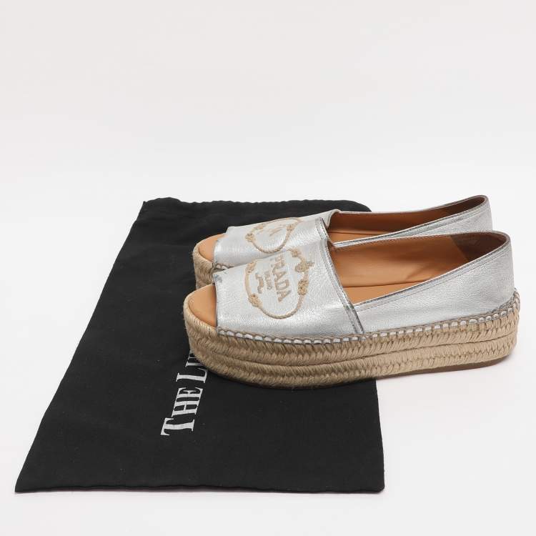 Pre Owned Prada Silver Leather Peep Toe Platform Espadrille Flats Size 36