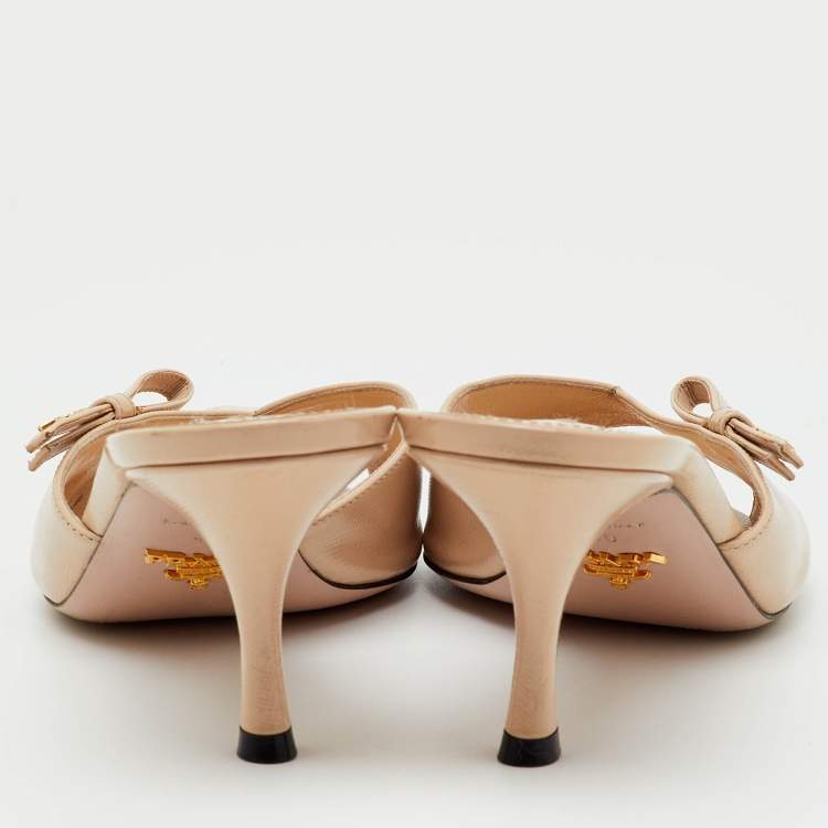 Pre Owned Prada Beige Saffiano Lux Leather Open Toe Bow Slide Sandals Size 40