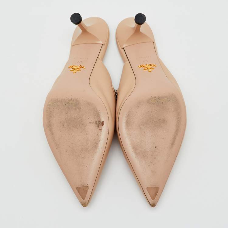 Pre Owned Prada Beige Leather Pointed Toe Crystal Embellished Mules Size 40