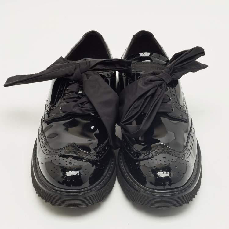 Pre Owned Prada Black Patent Leather Lace Up Brogue Sneakers Size 39