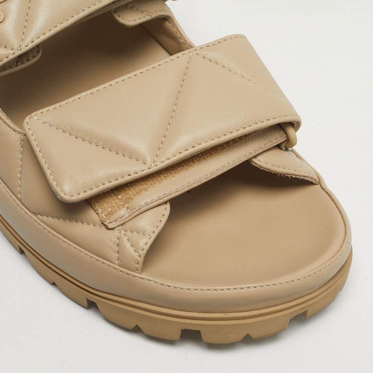 Pre Owned Prada Beige Leather Slingback Sandals Size 41