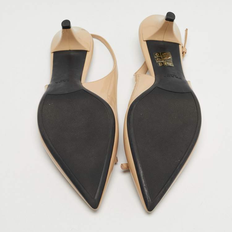مملوكة مسبقًا Prada Beige Patent Leather Pointed Toe Slingback Pumps Size 39