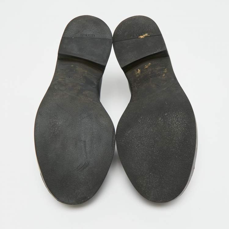 Pre Owned Prada Triangle Logo Size 35.5 Black Leather Slip On Loafers