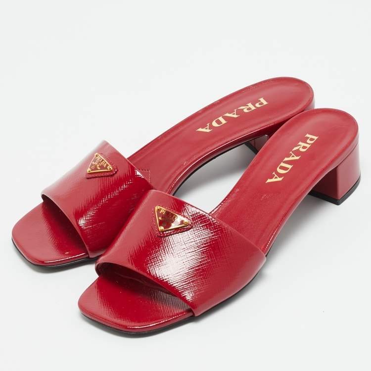 Pre Owned Prada Triangle Logo Size 37 Red Patent Leather Slide Sandals